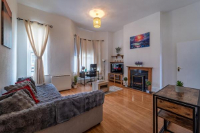 Cosmopolitan Comforts Flat